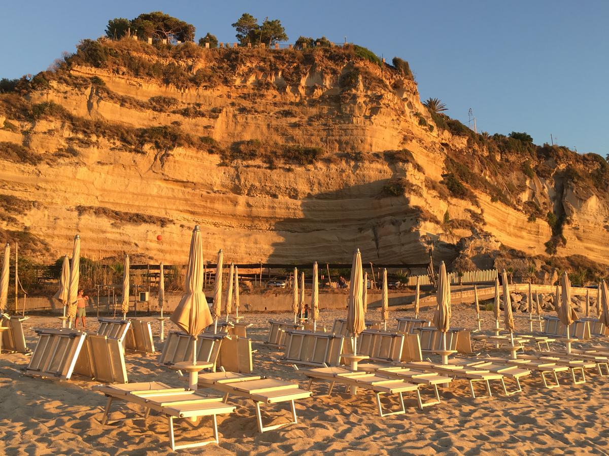 Tui Blue Tropea Hotel Santa Domenica  Bagian luar foto